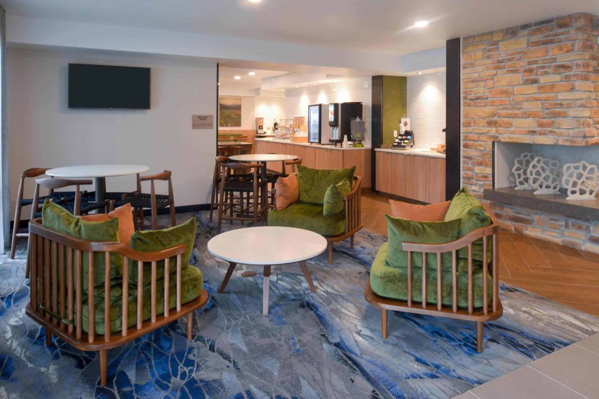 Fairfield Inn & Suites By Marriott Pittsburgh Нью-Стантон Экстерьер фото