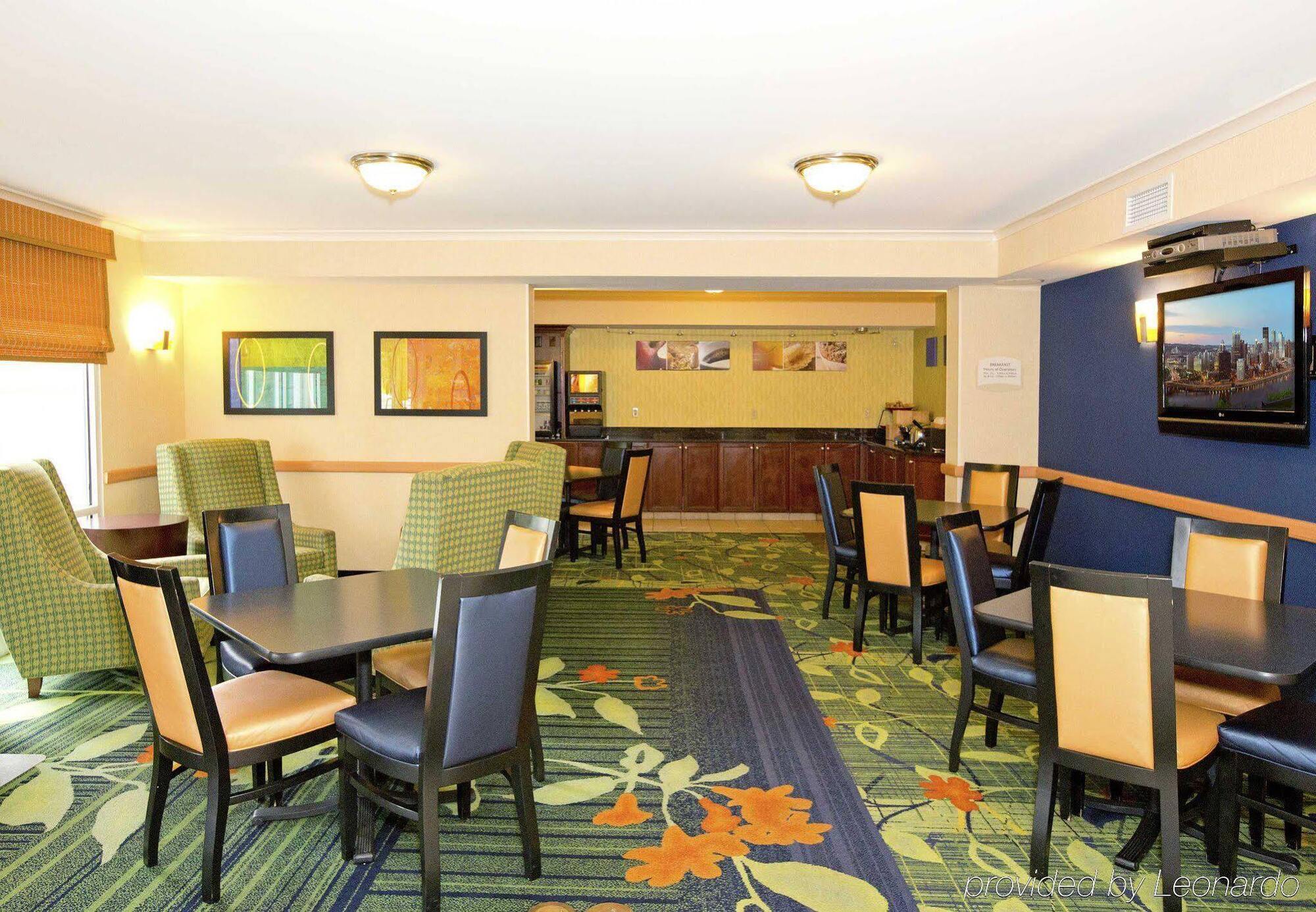Fairfield Inn & Suites By Marriott Pittsburgh Нью-Стантон Экстерьер фото